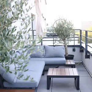 Non Smoking Penthouse Ll Erasme Appartement